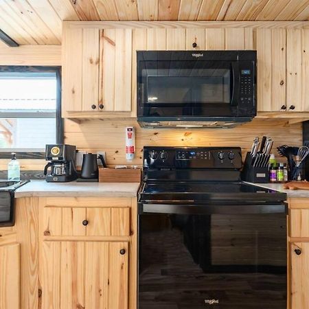 3 Bearly Working Luxury Tiny House Firepit Mins To Lake Гантерсвилл Экстерьер фото